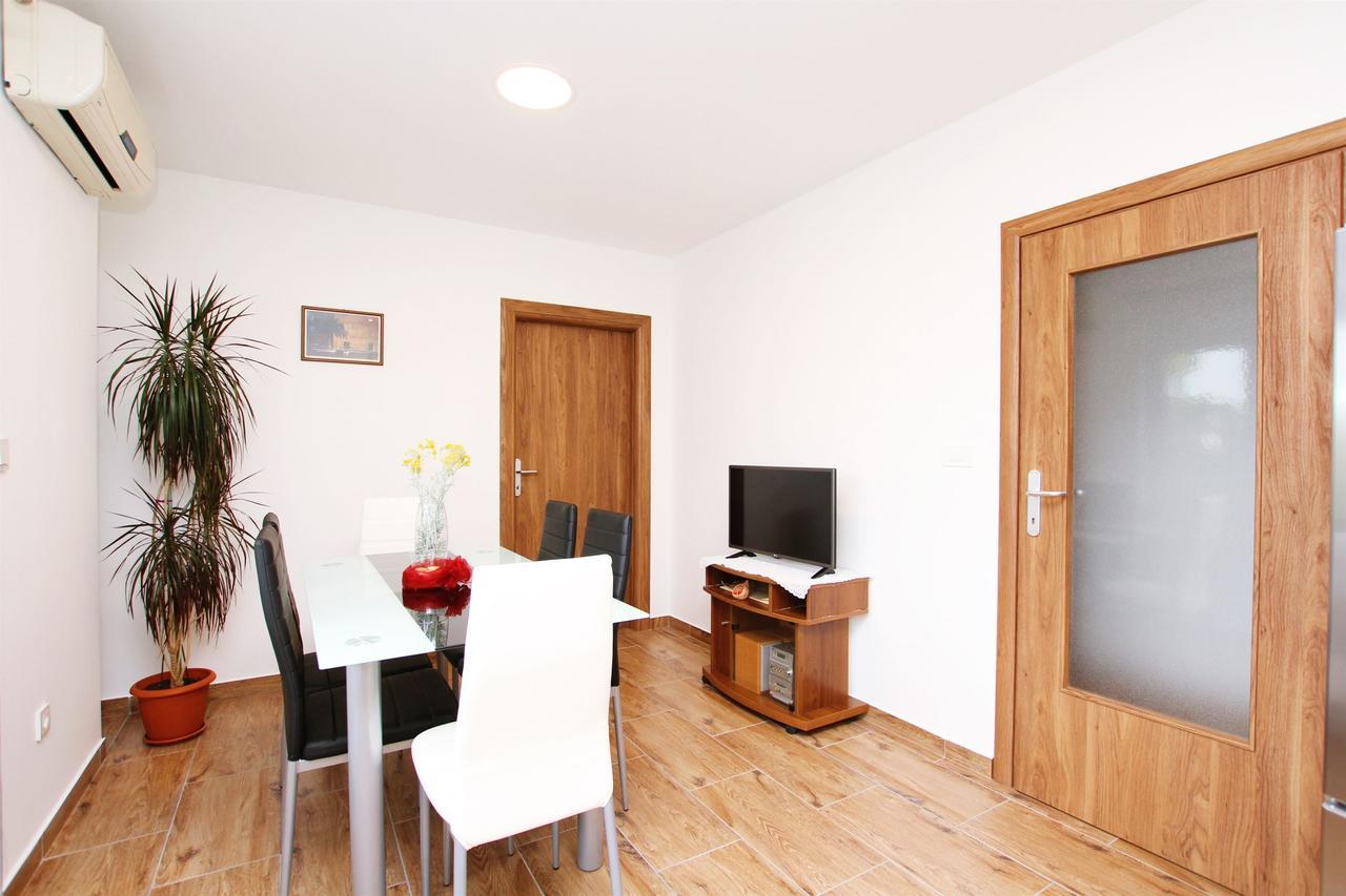 Apartment Anica Trogir Eksteriør billede
