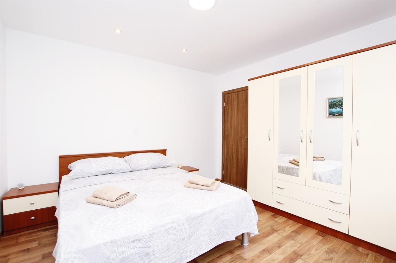 Apartment Anica Trogir Eksteriør billede